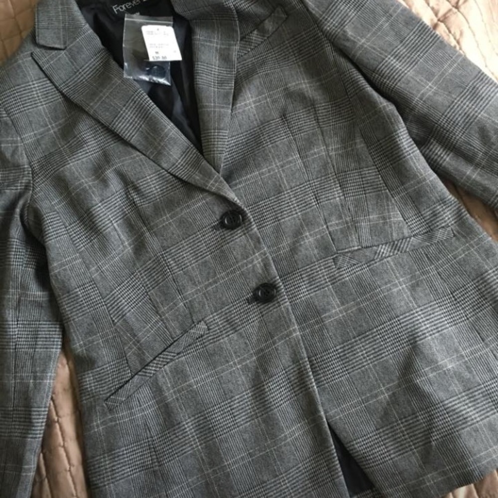 Gray blazer